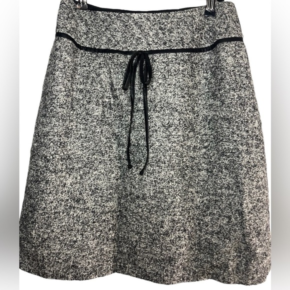 Lafayette 148 Wool A line Skirt, Tweed, EUC, size 4 - Picture 2 of 8